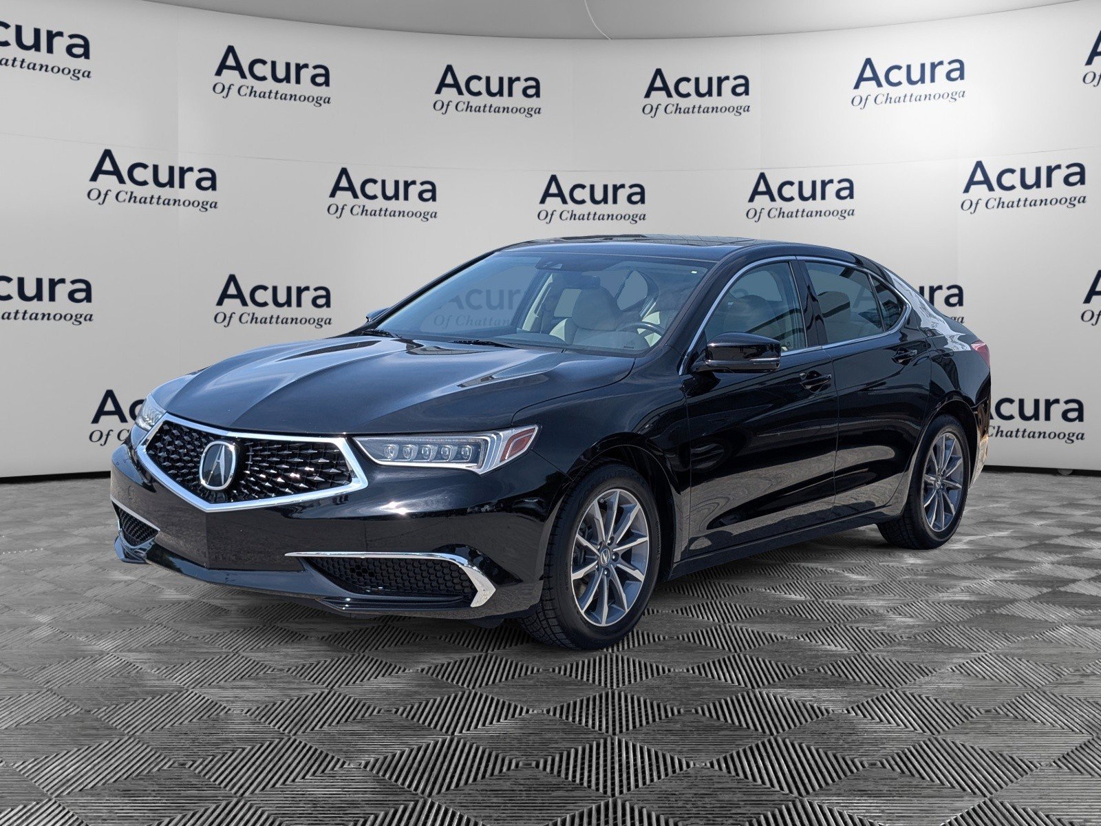 Certified 2018 Acura TLX w/ Technology Package FWD image 4