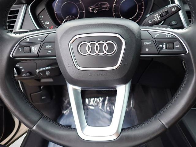 Used 2020 Audi Q5 e Premium Plus w/ Premium Plus Package AWD/4WD image 19