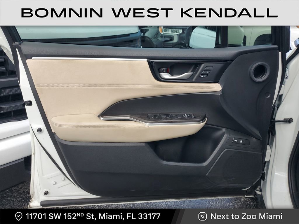 Used 2018 Honda Clarity Touring image 12