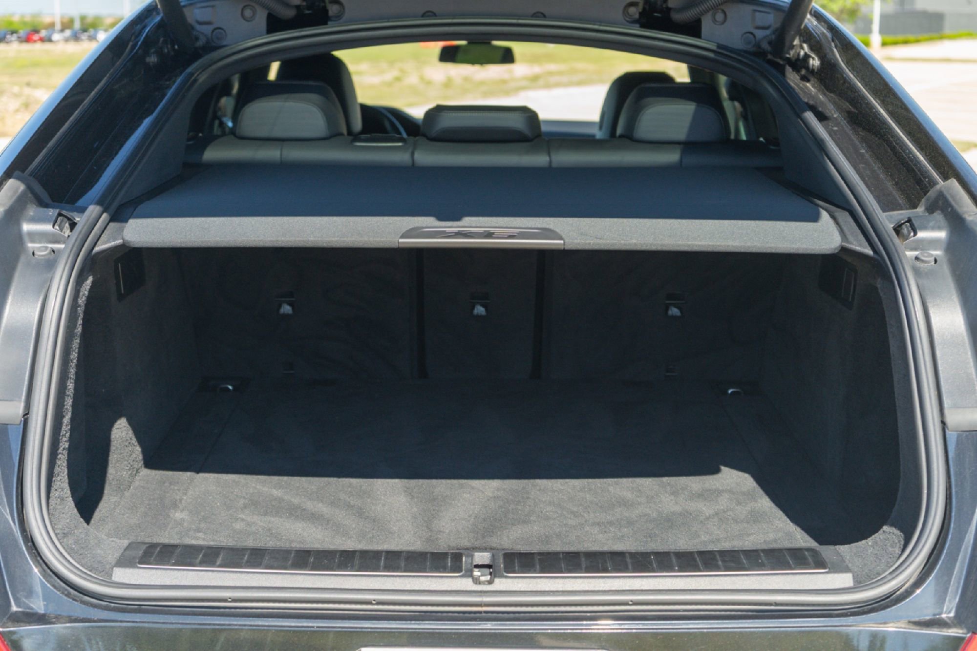 Used 2022 BMW X6 xDrive40i w/ Premium Package image 28