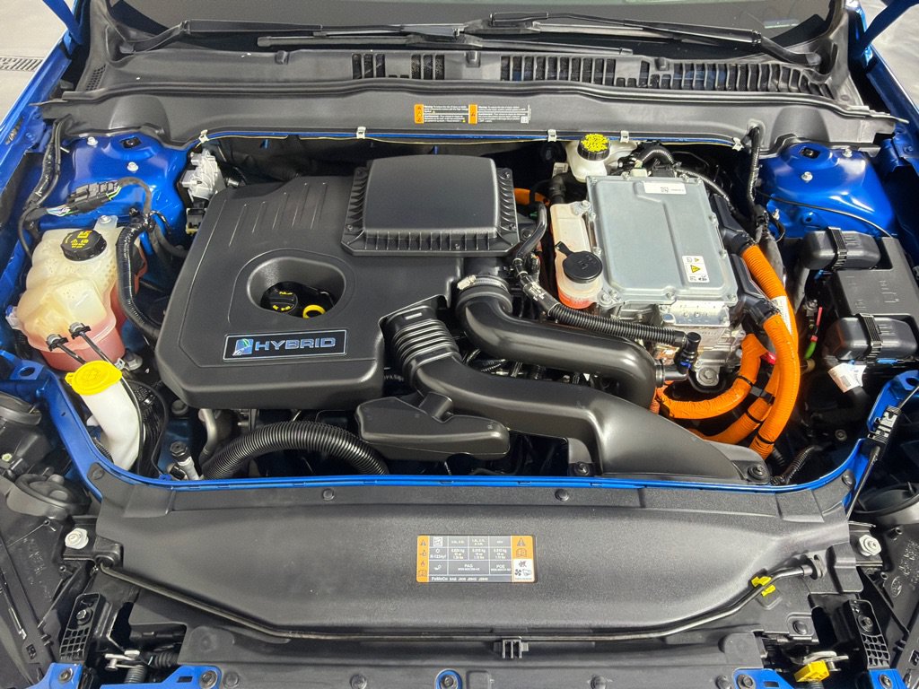 Used 2019 Ford Fusion SE FWD image 24