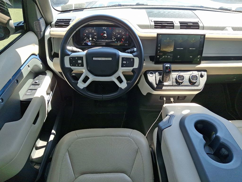 Used 2022 Land Rover Defender 110 S AWD/4WD image 11
