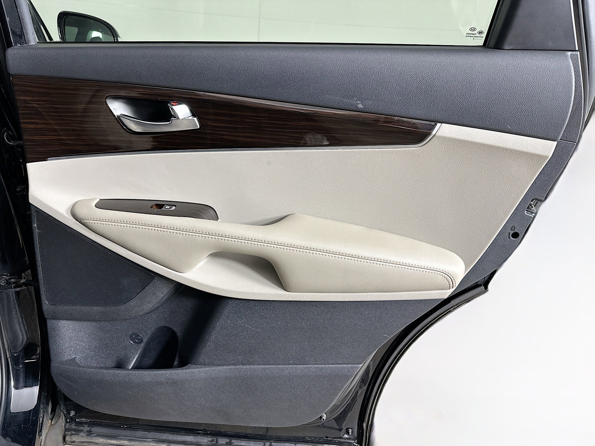 Used 2019 Kia Sorento LX image 29