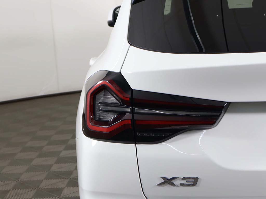 Used 2022 BMW X3 xDrive30i AWD/4WD image 17