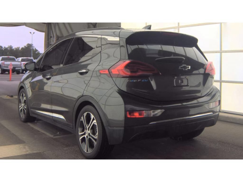 Used 2020 Chevrolet Bolt Premier w/ Infotainment Package FWD image 4