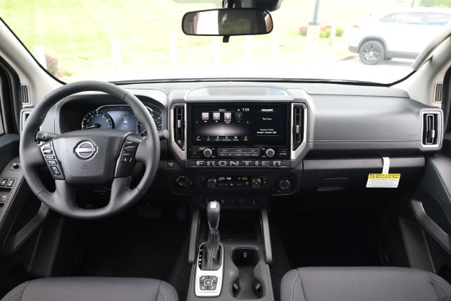 New 2026 Nissan Frontier SV w/ All-Weather Content Package AWD/4WD image 16