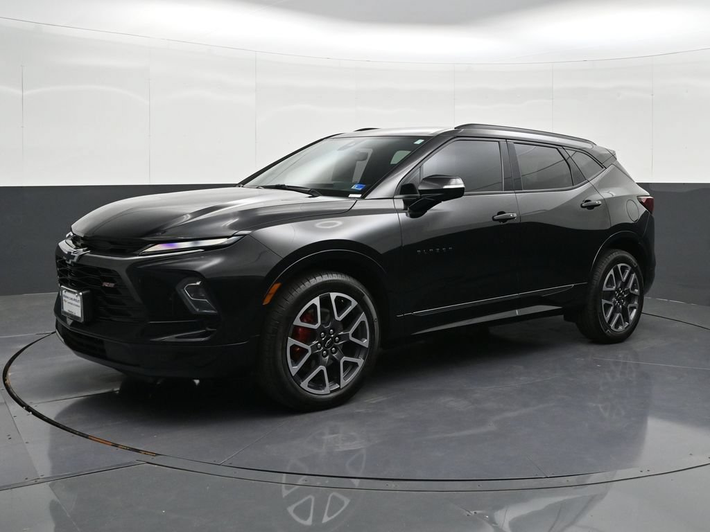 Certified 2023 Chevrolet Blazer RS w/ Driver Confidence II Package AWD/4WD image 1