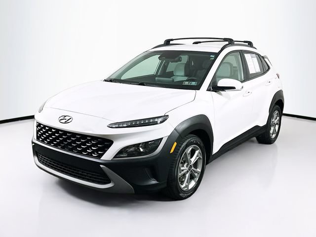 Certified 2023 Hyundai Kona SEL AWD/4WD image 3