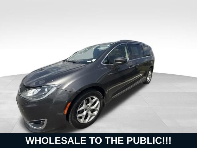 Used 2018 Chrysler Pacifica Touring-L Plus w/ Tire & Wheel Group