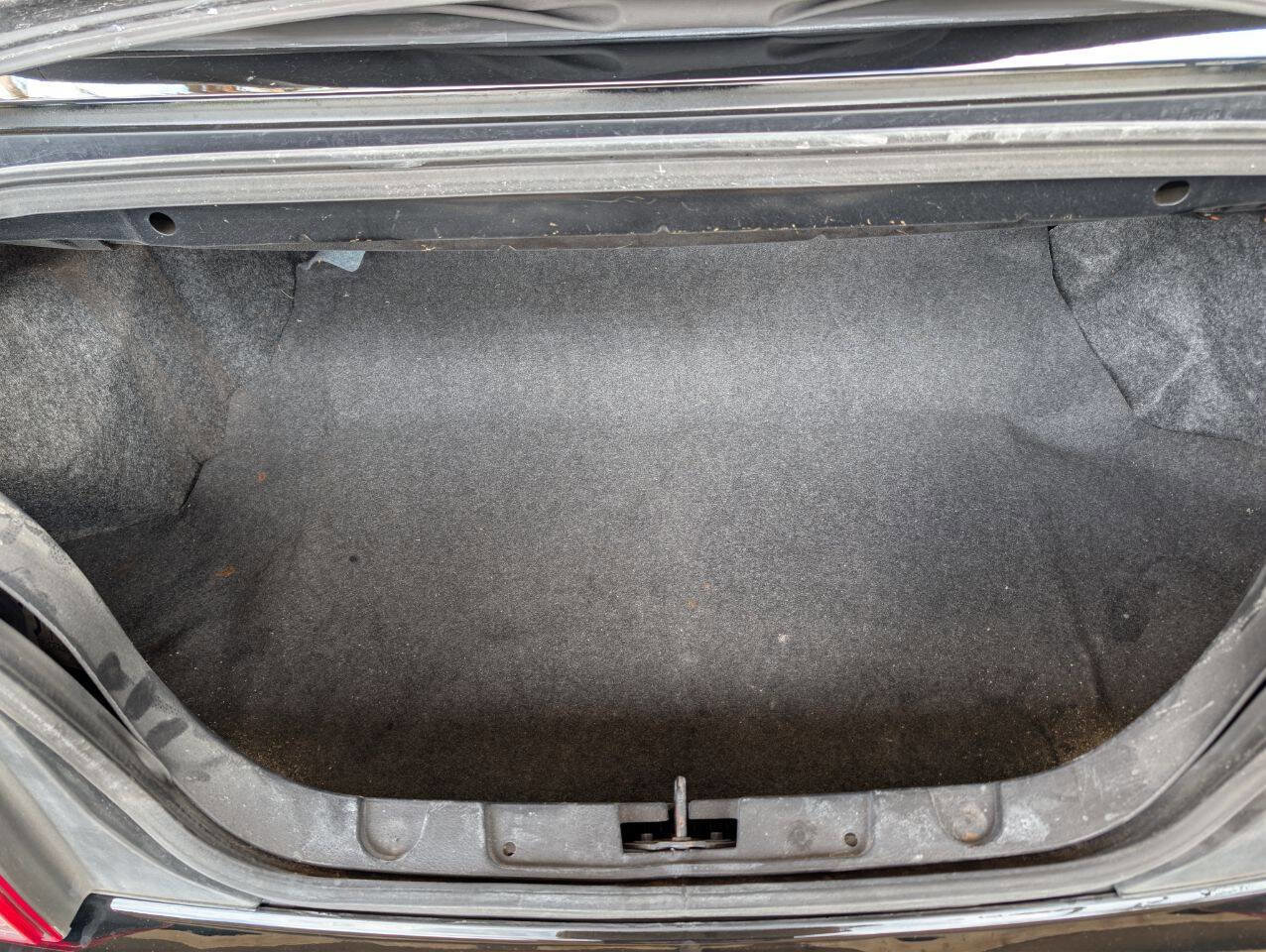 Used 2006 Ford Mustang Convertible RWD image 22