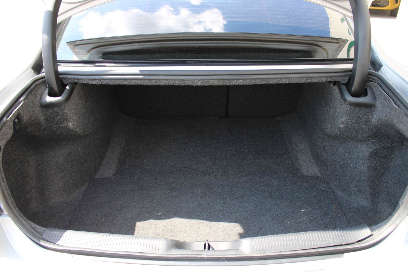 Used 2021 Dodge Charger R/T RWD image 9