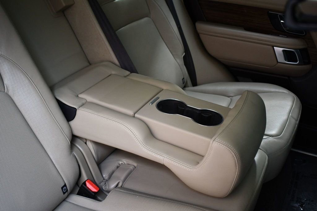 Used 2018 Land Rover Range Rover HSE image 48