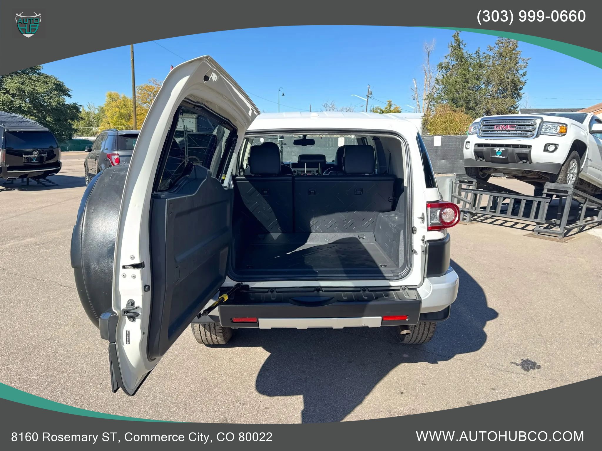 Used 2013 Toyota FJ Cruiser 4WD w/ Convenience Pkg image 6
