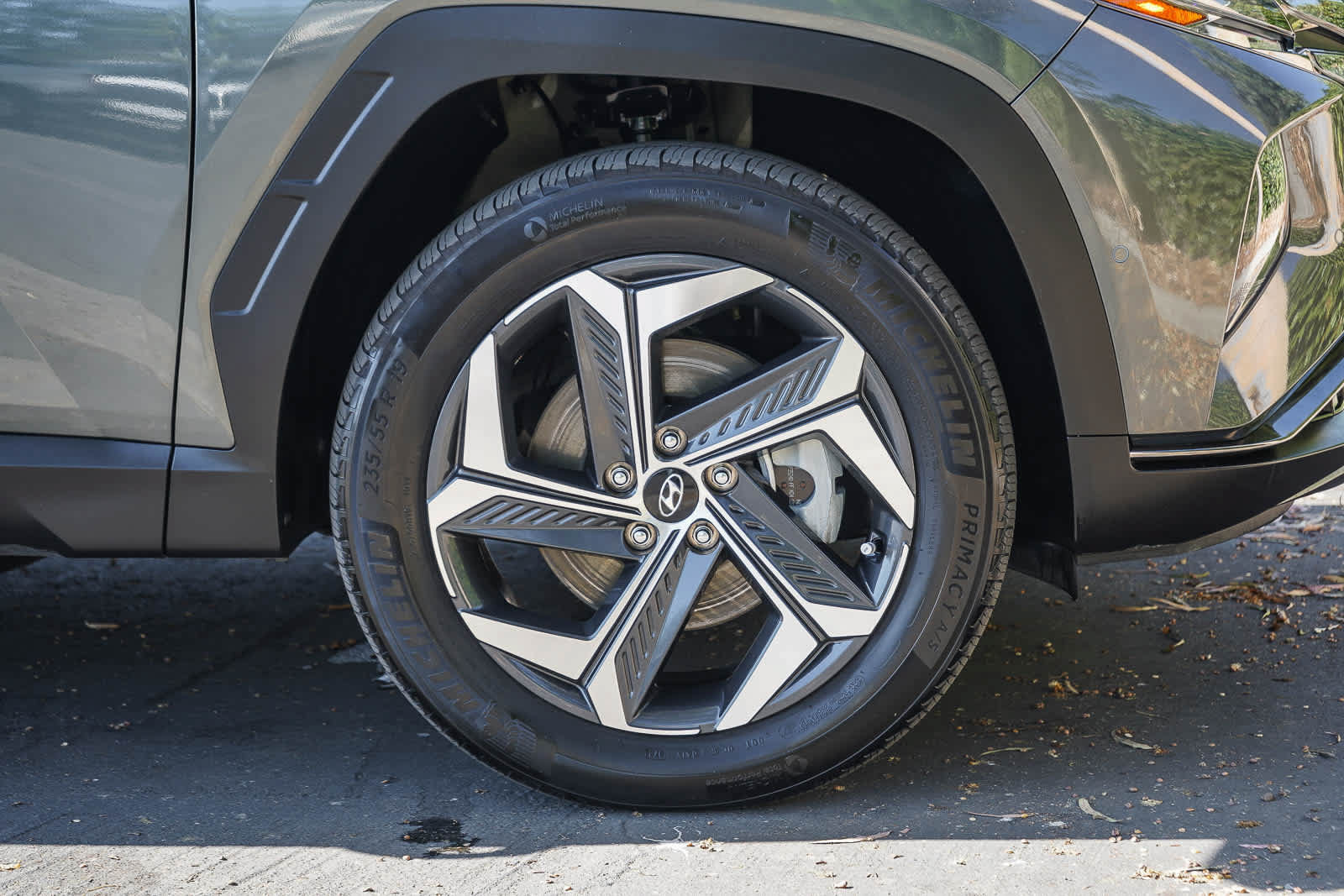 Certified 2024 Hyundai Tucson Limited AWD/4WD image 9