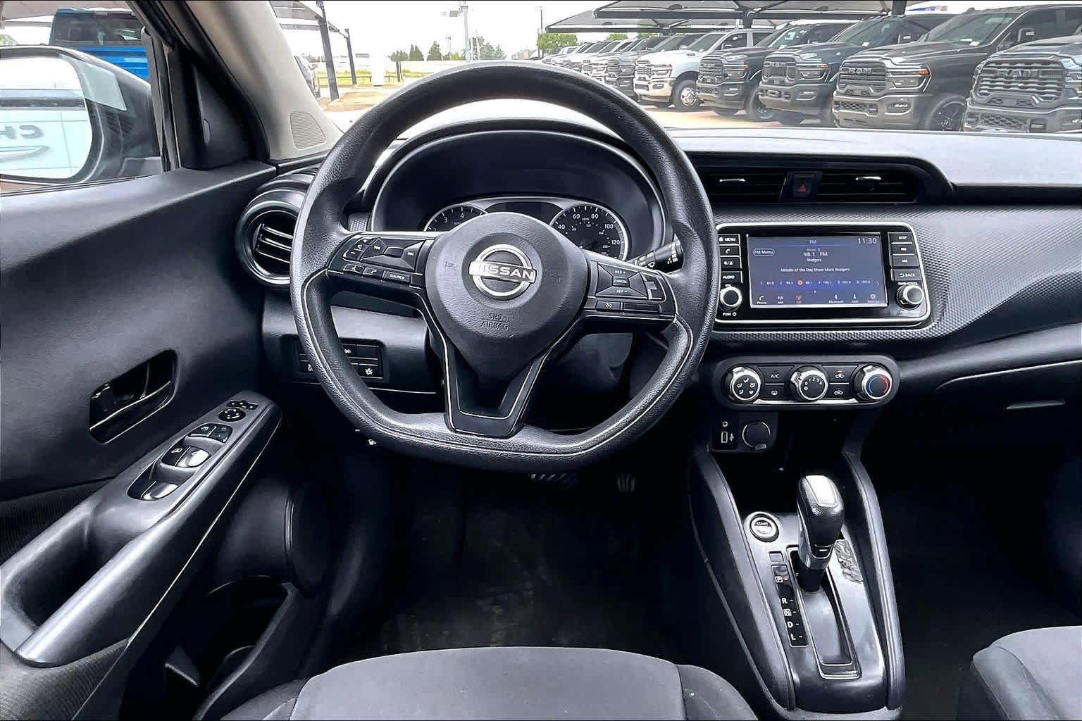 Used 2023 Nissan Kicks S FWD image 6