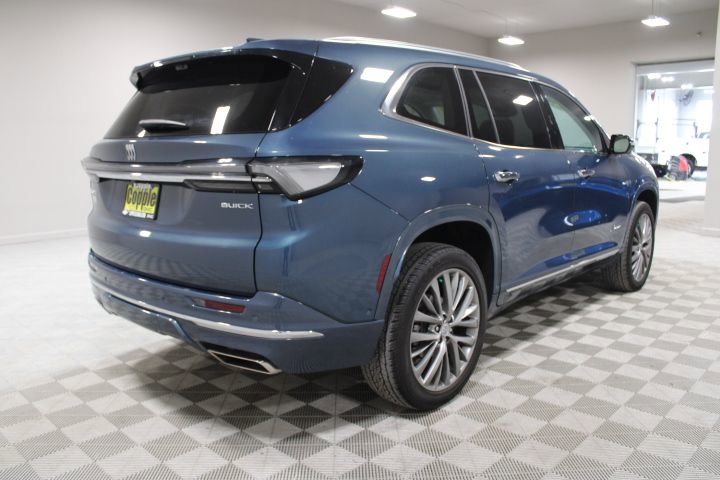 Certified 2025 Buick Enclave Avenir w/ Super Cruise Package image 12