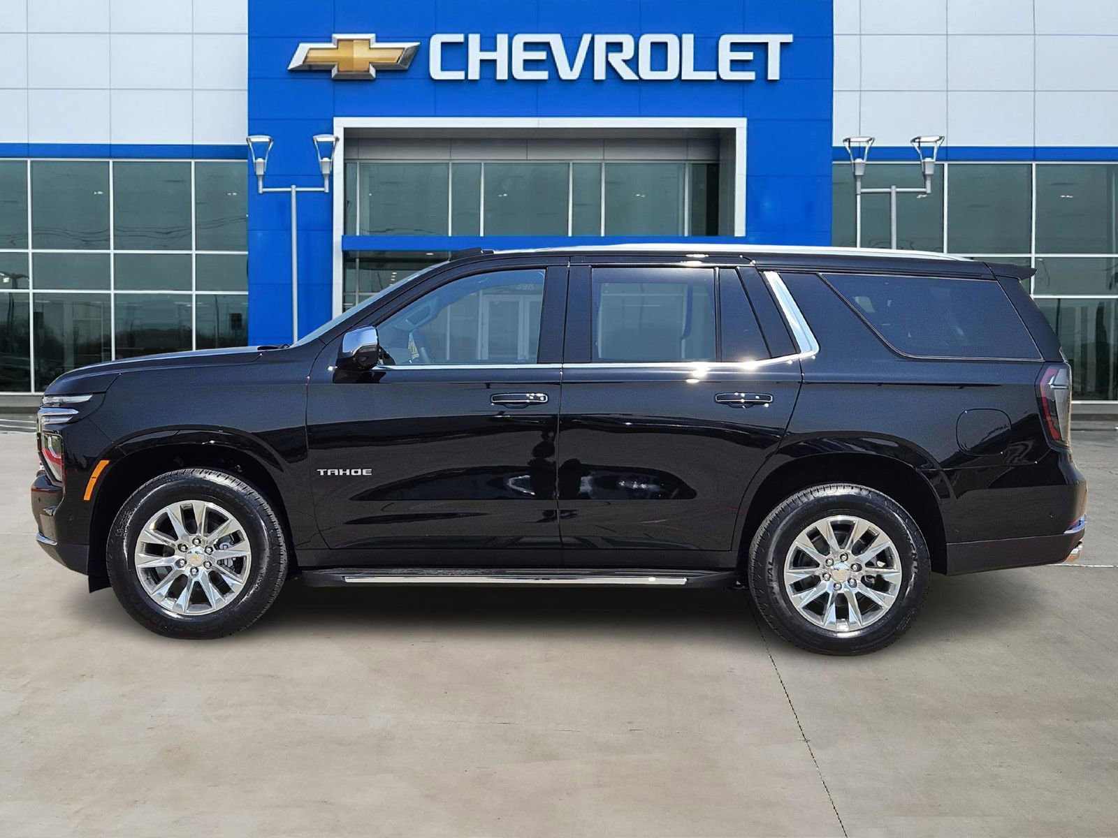 New 2026 Chevrolet Tahoe Premier image 3