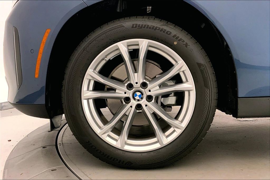 New 2025 BMW X3 xDrive30i w/ Convenience Package image 9