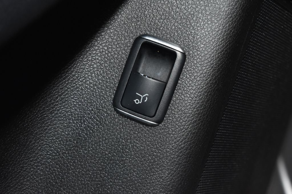 Used 2016 Mercedes-Benz GLE 350 4MATIC image 7