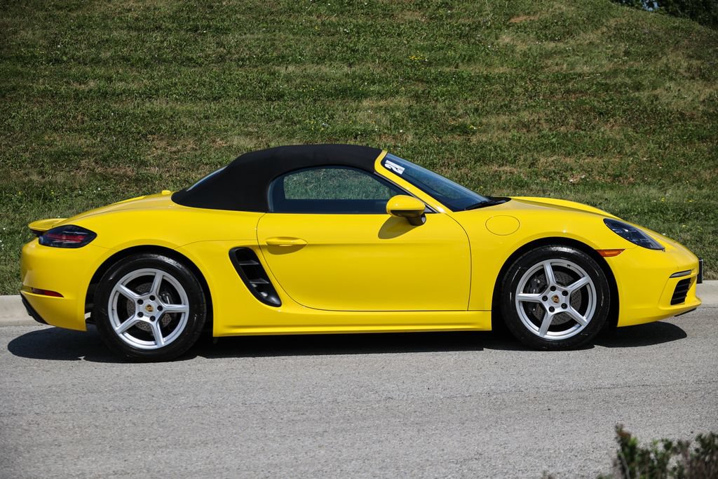 Certified 2024 Porsche 718 Boxster RWD image 49
