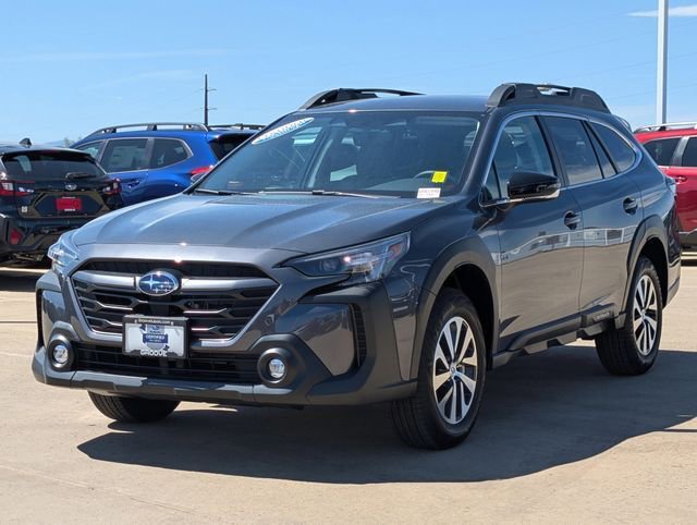 Certified 2025 Subaru Outback Premium w/ Popular Package #1A AWD/4WD image 9