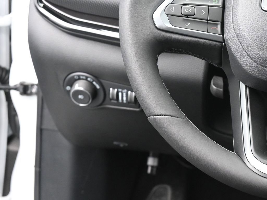 New 2026 Jeep Compass Limited image 31