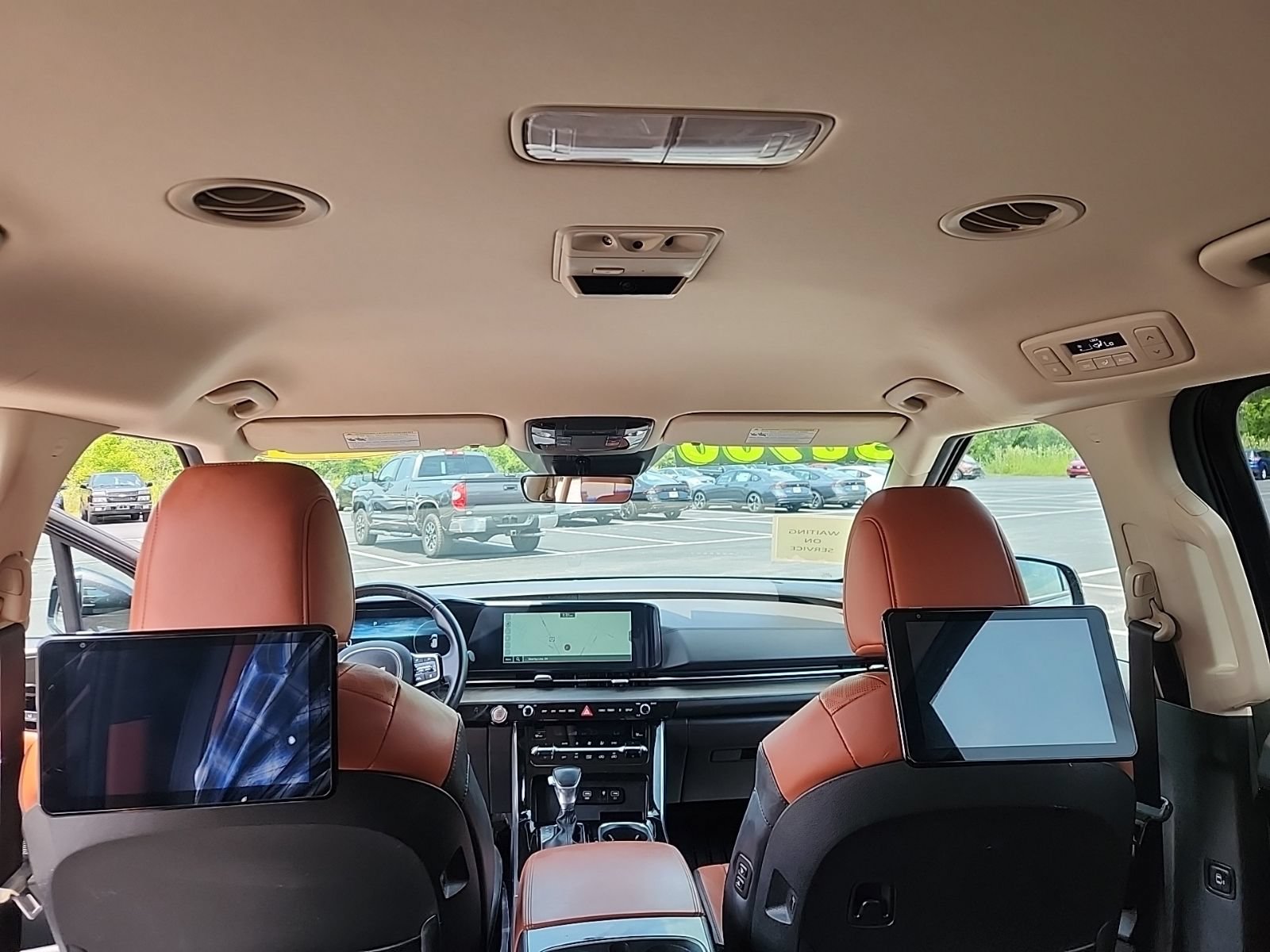 Used 2024 Kia Carnival SX FWD image 33