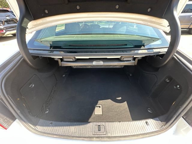 Used 2016 Mercedes-Benz E 350 4MATIC Sedan w/ Premium Package image 27