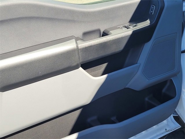 New 2024 Ford F450 XL w/ XL Chrome Package image 7