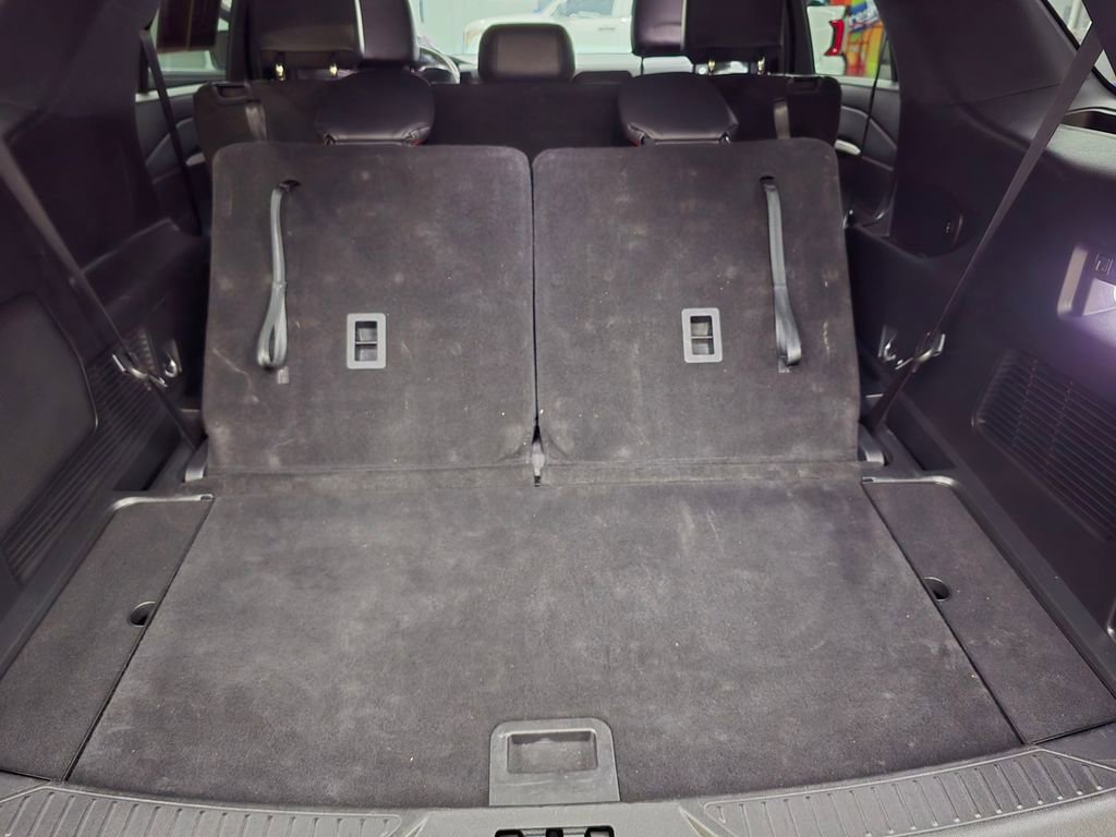 Used 2025 Ford Explorer ST-Line w/ ST-Line Street Pack image 40