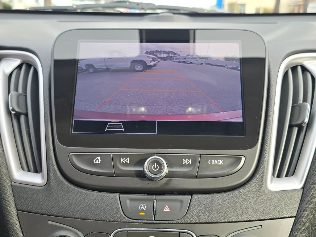 Used 2022 Chevrolet Malibu RS image 20