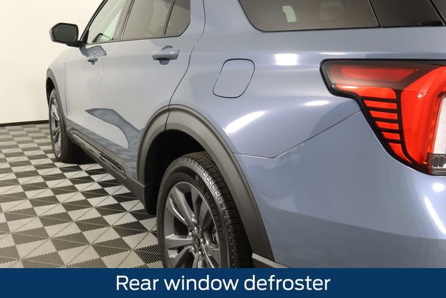 New 2026 Ford Explorer Active w/ Active Comfort Package image 17