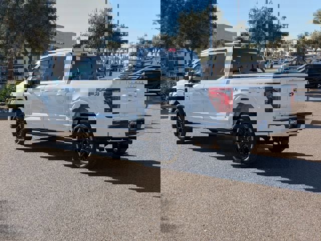 New 2025 Ford F150 Platinum w/ Equipment Group 702A High image 34