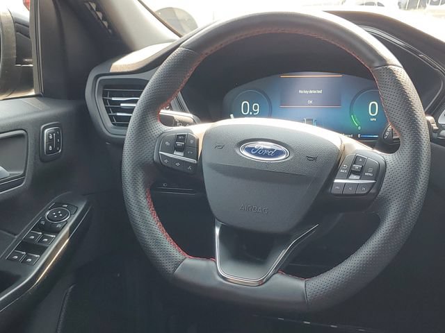 Certified 2023 Ford Escape ST-Line Elite w/ Premium Technology Package AWD/4WD image 30