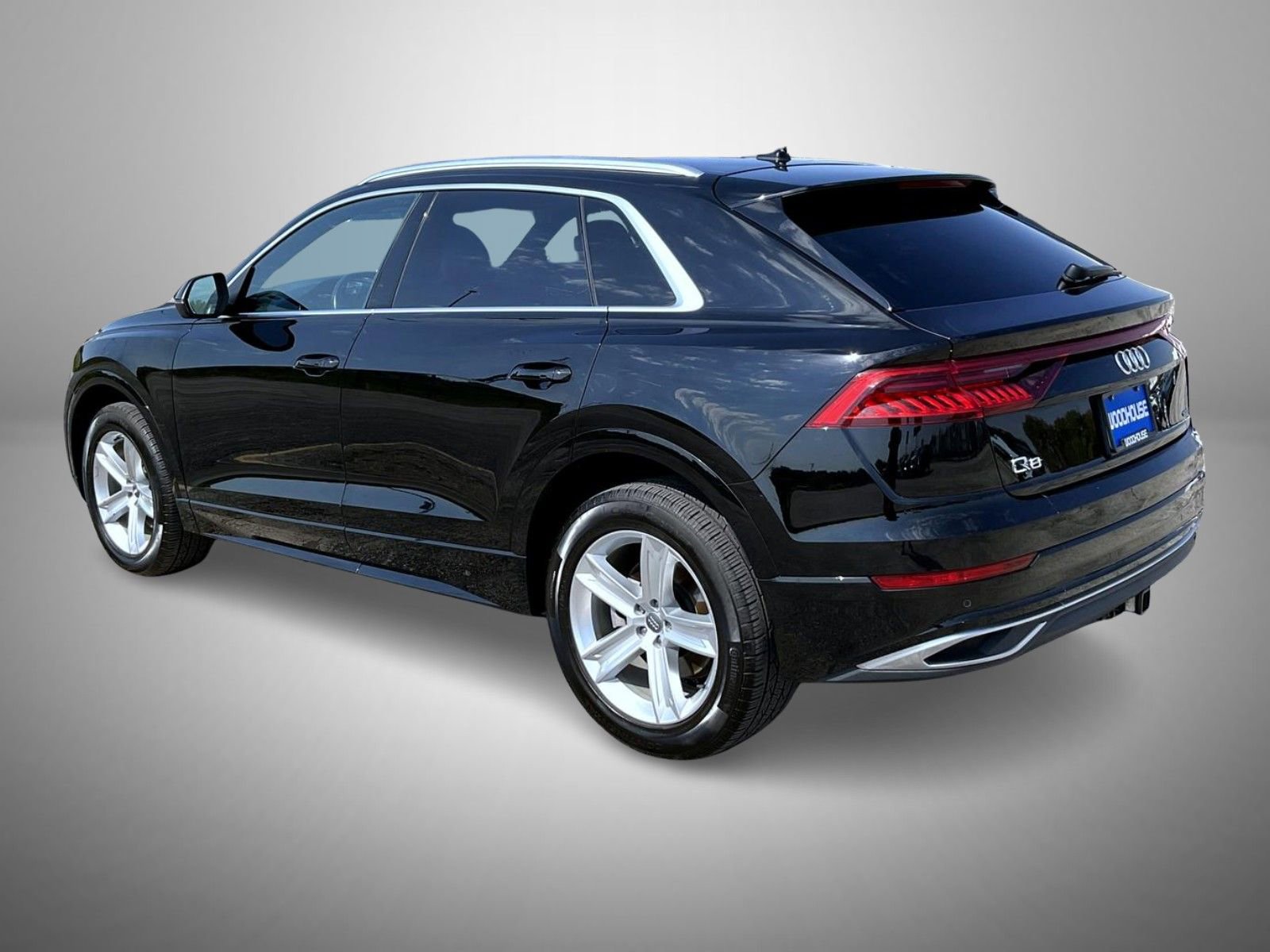 Used 2019 Audi Q8 Premium image 7
