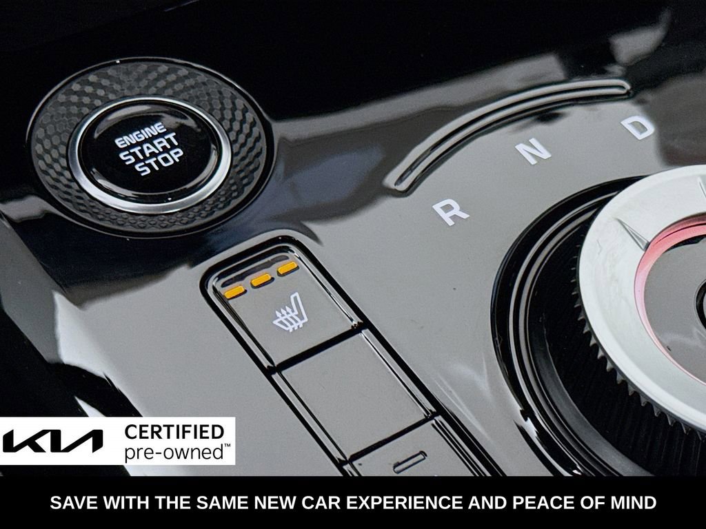 Certified 2025 Kia Niro LX image 25