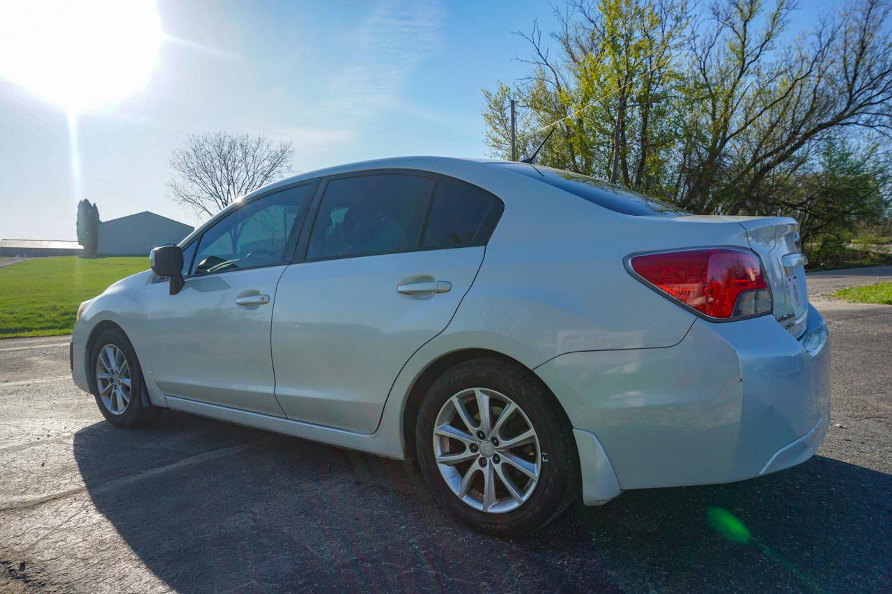 Used 2013 Subaru Impreza 2.0i Premium w/ All-Weather Pkg AWD/4WD image 5