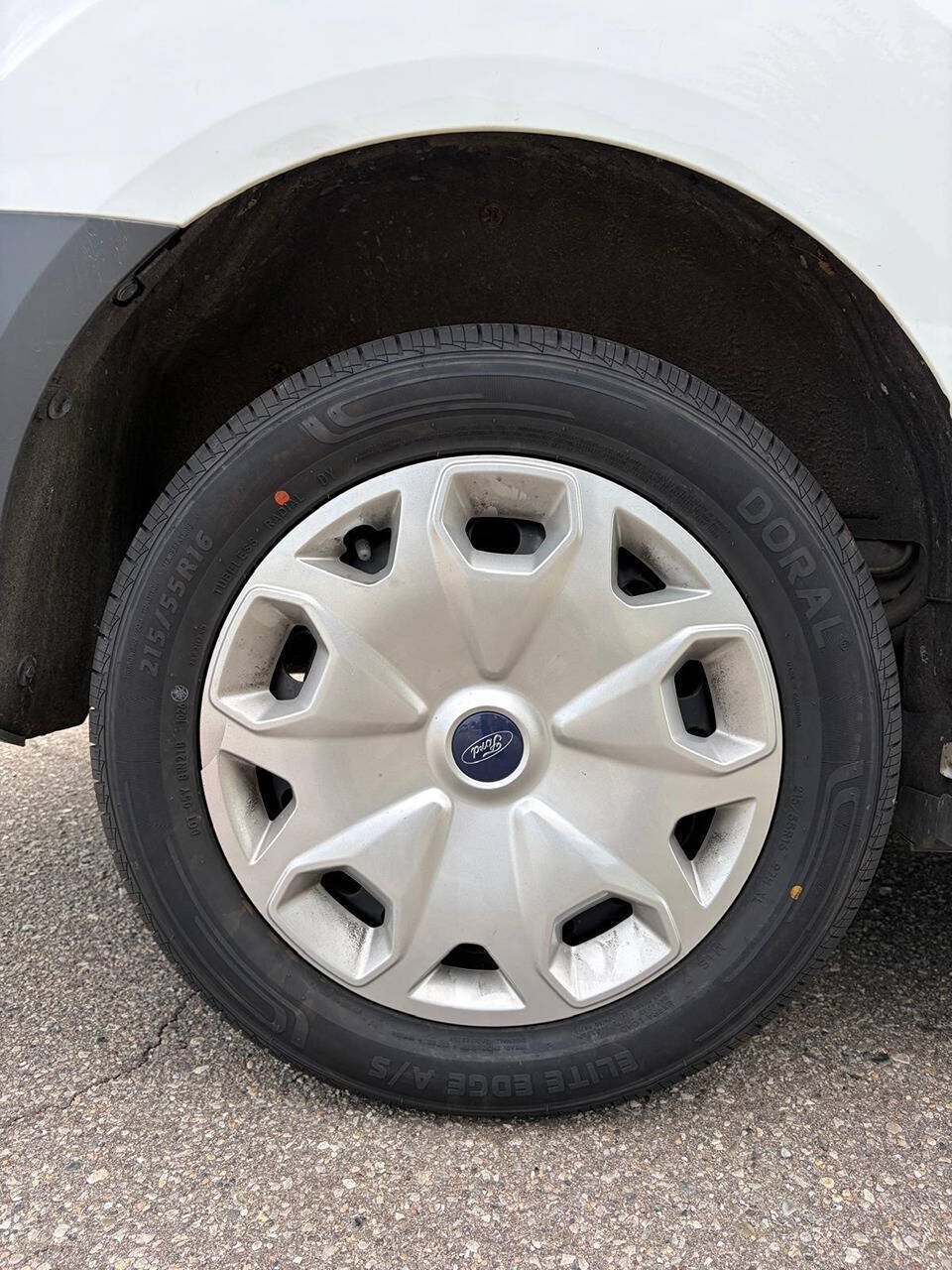 Used 2016 Ford Transit Connect XL FWD image 9