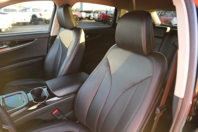 Used 2023 Lincoln Nautilus FWD w/ Premium Package image 10