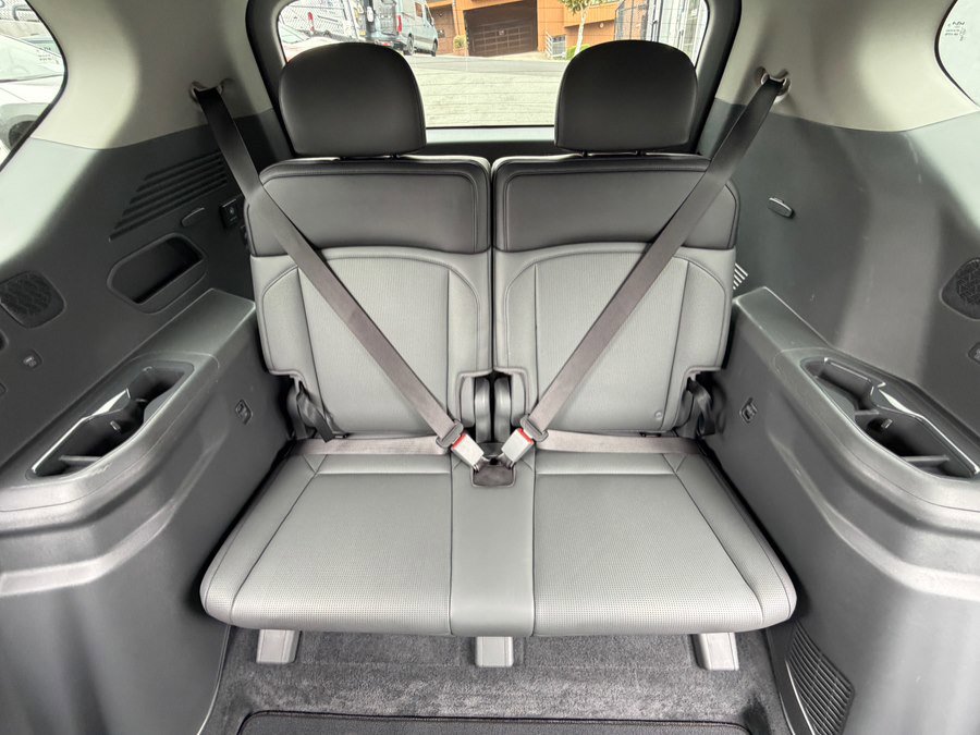 Used 2024 Kia EV9 Light Long Range RWD image 50