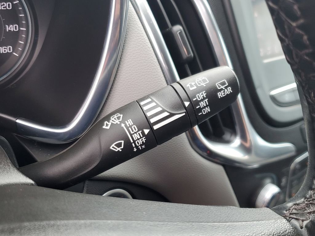 Used 2023 Chevrolet Equinox LT w/ Driver Convenience Package AWD/4WD image 30