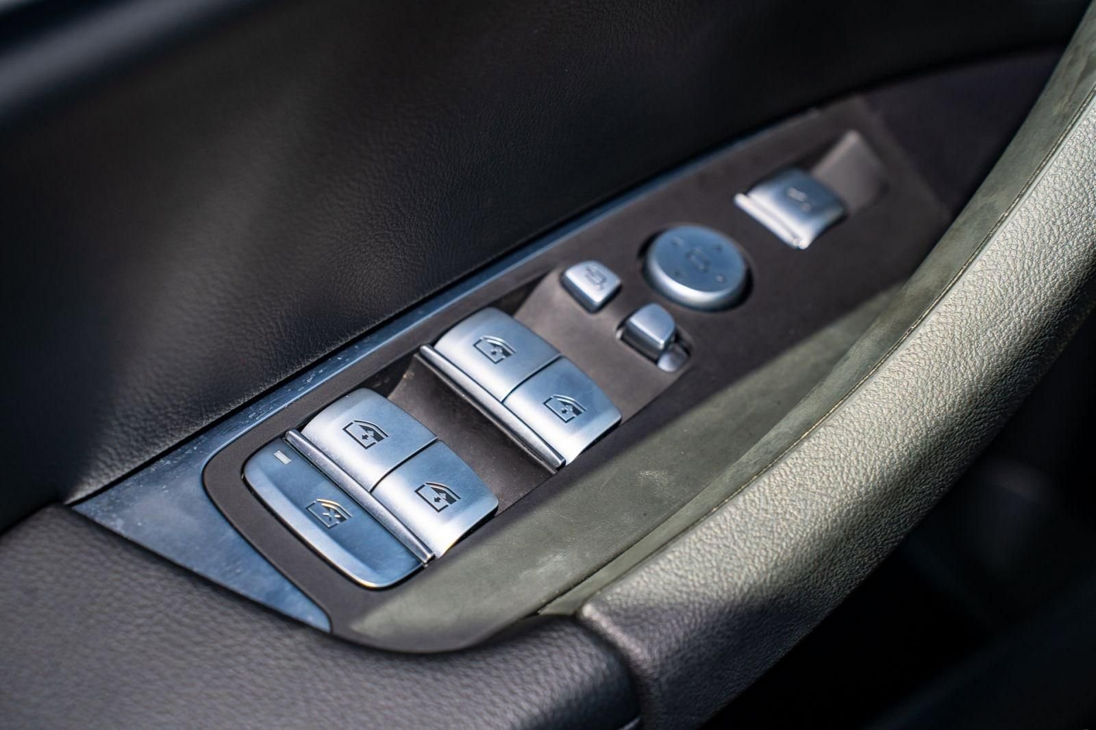 Used 2023 BMW X4 xDrive30i w/ Premium Package image 28