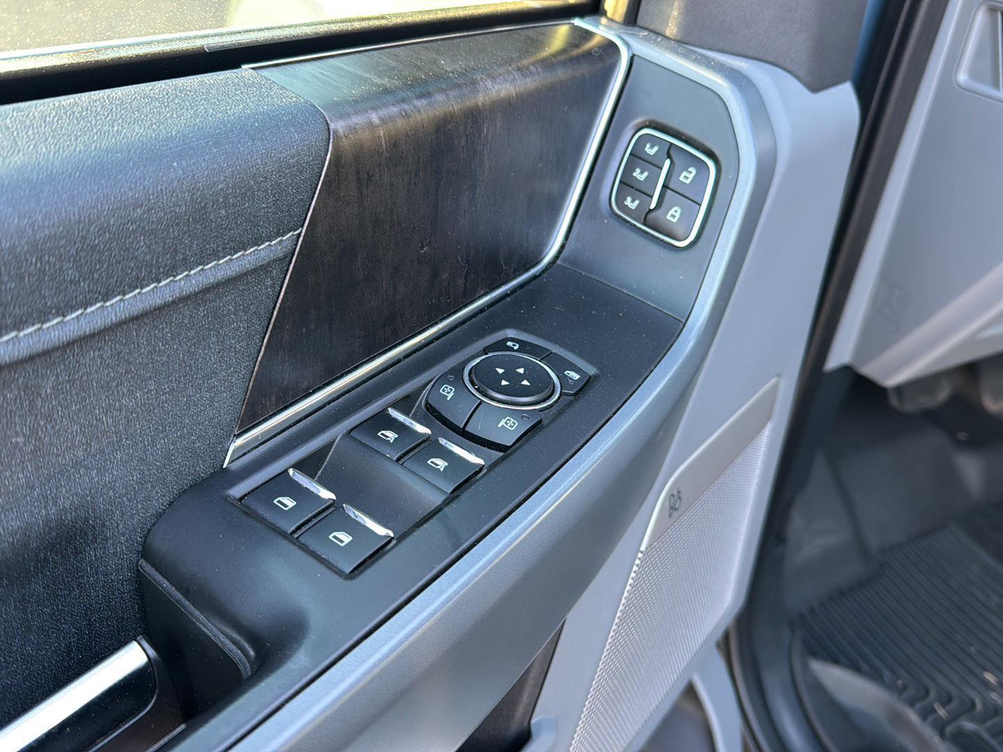 Used 2023 Ford F150 Lariat image 30