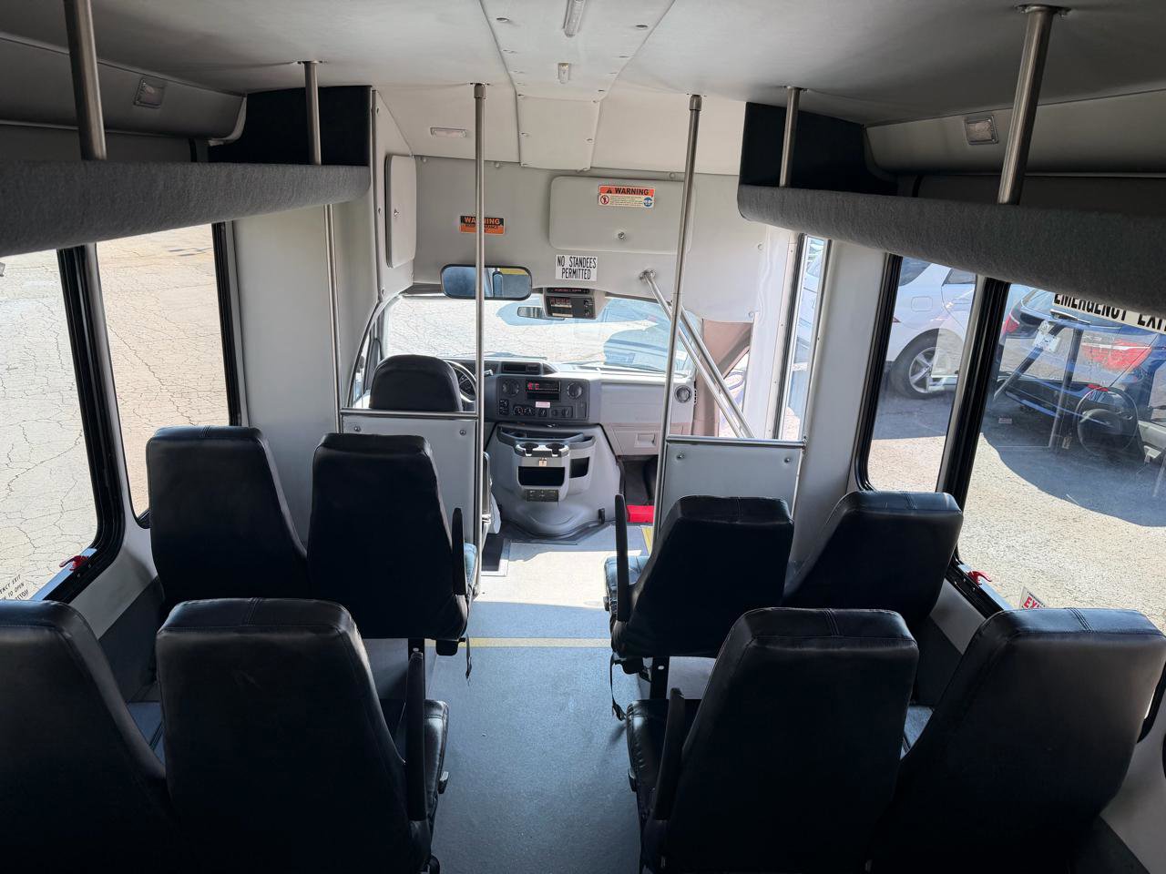 Used 2015 Ford E-350 and Econoline 350 Super Duty image 18