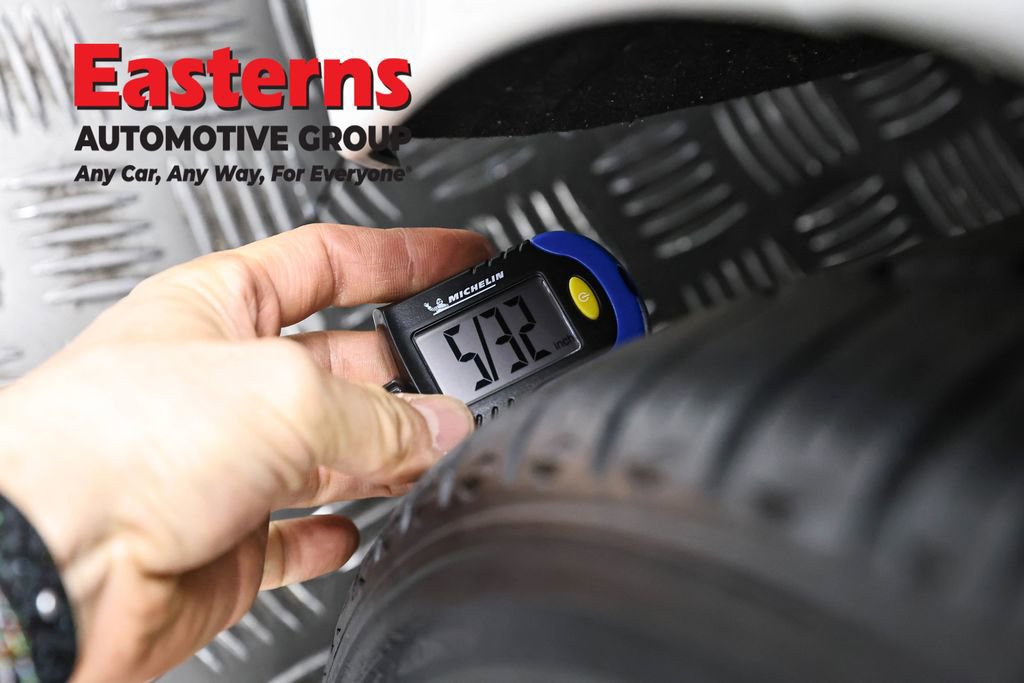 Used 2016 Acura RLX Sport Hybrid w/ Technology Pkg image 27