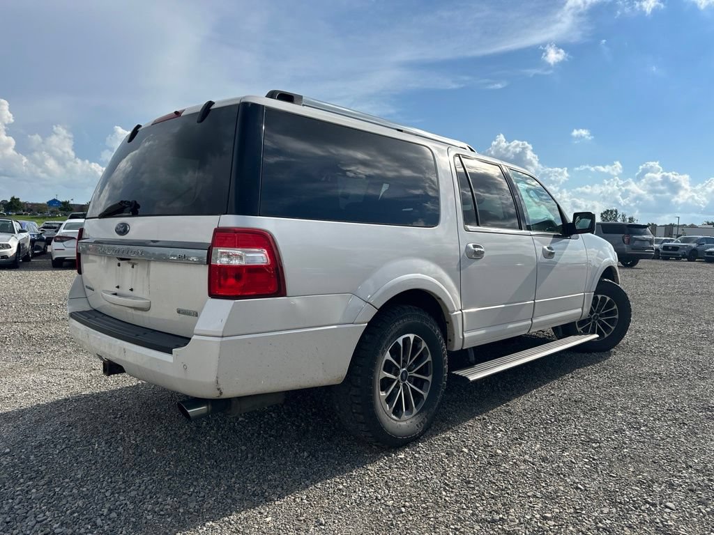 Used 2015 Ford Expedition EL Limited w/ Equipment Group 301A AWD/4WD image 13