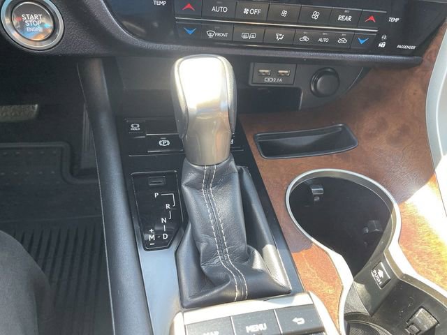 Used 2020 Lexus RX 350L 350L w/ Premium Package image 16