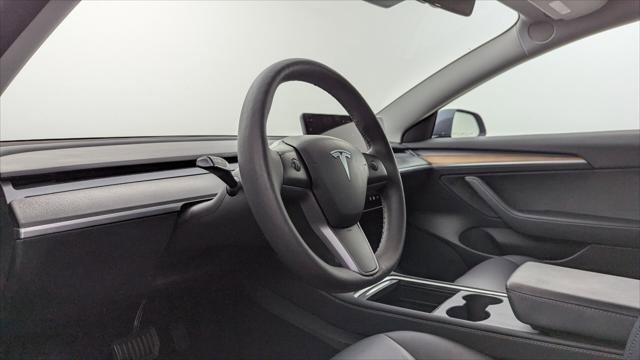 Used 2023 Tesla Model 3 Standard Range RWD image 23