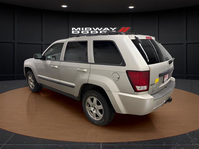 Used 2008 Jeep Grand Cherokee Laredo image 3