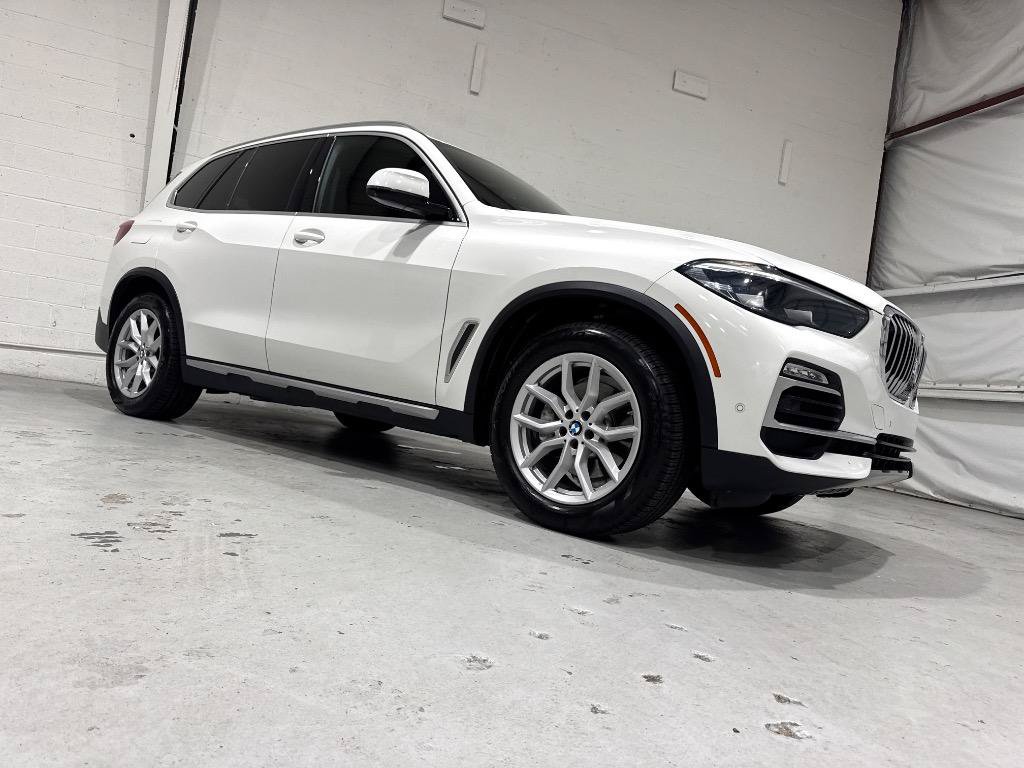 Used 2019 BMW X5 xDrive40i w/ Premium Package 2 AWD/4WD image 9